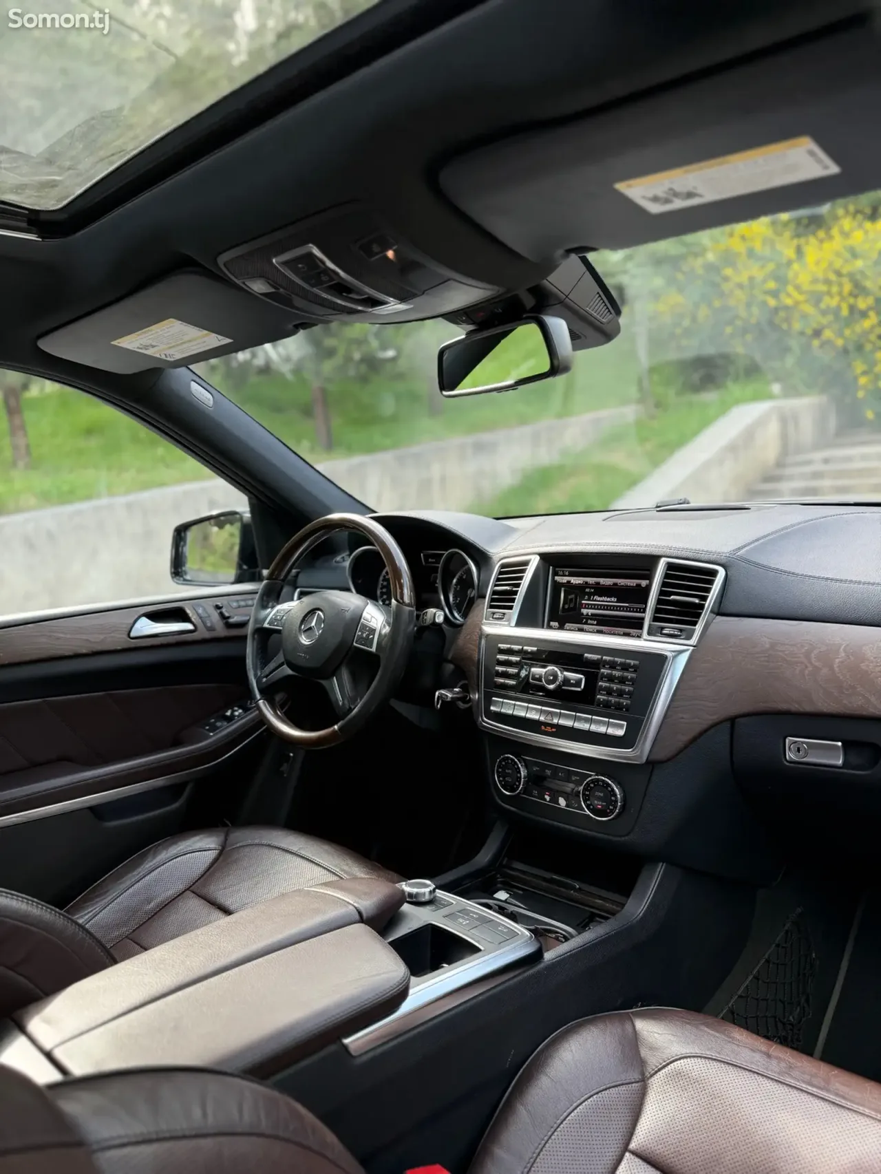 Mercedes-Benz GL class 2014 · 5.5 AT
