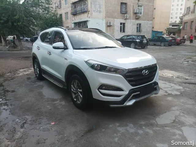 Hyundai Tucson 2017 · 1.6 AT