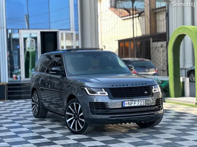 Land Rover Vogue 2019 · 4.4 AT