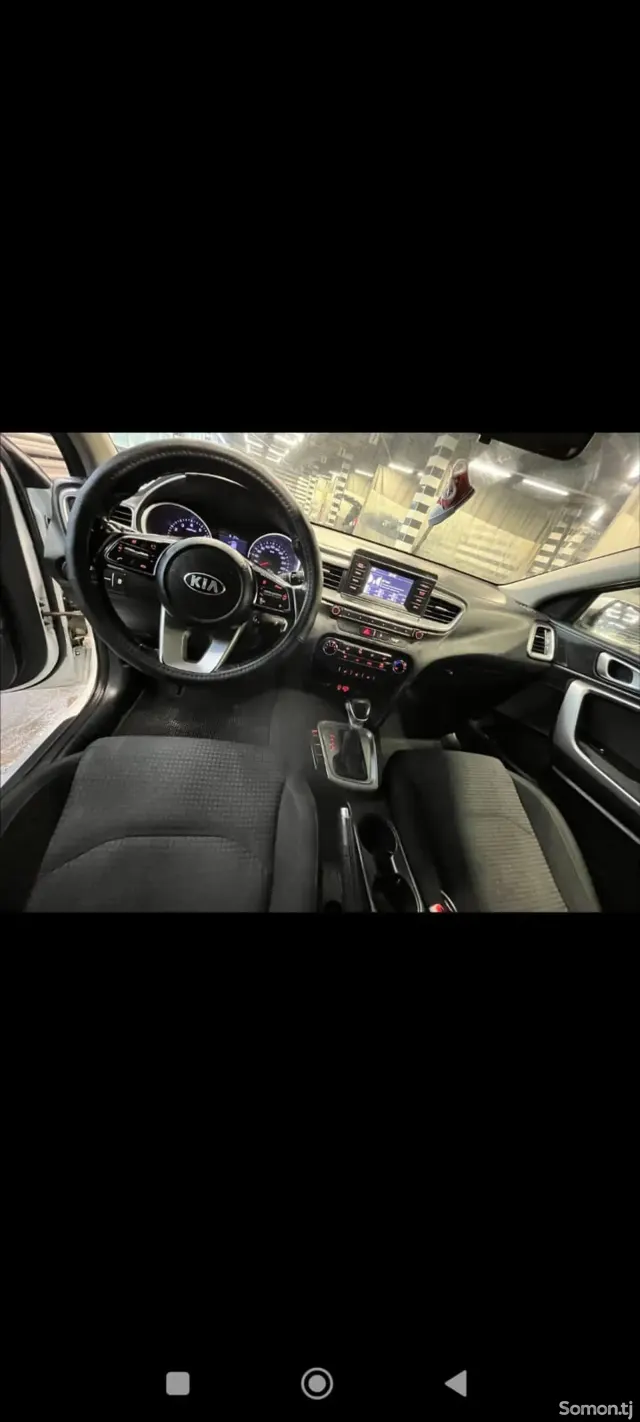 Kia Ceed 2019 · 1.6 AT