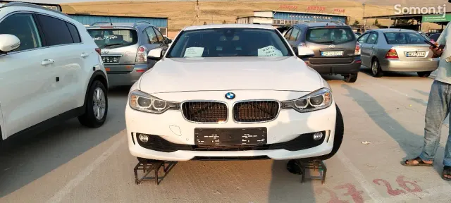 BMW 3 series 2015 · 2.0 AT