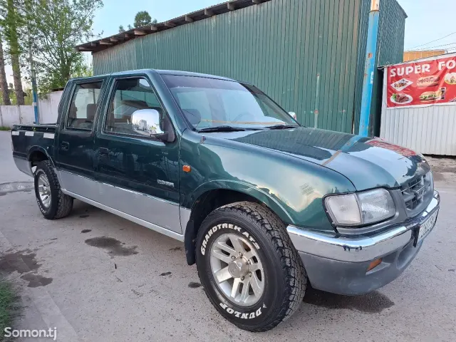 Isuzu D-Max 2008 · 2.6 MT