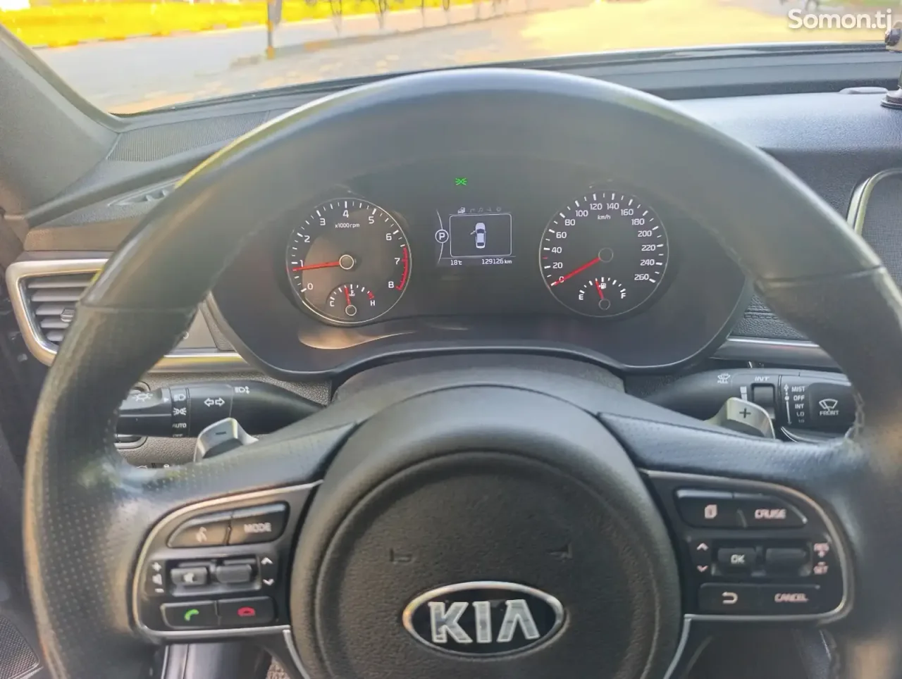 Kia K5 2016 · 2.0 AT