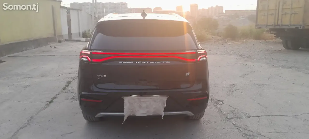 BYD Tang 2022 · 5.5 AT