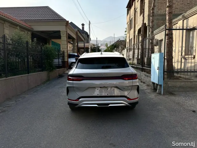 BYD Song Plus 2025 · AMT