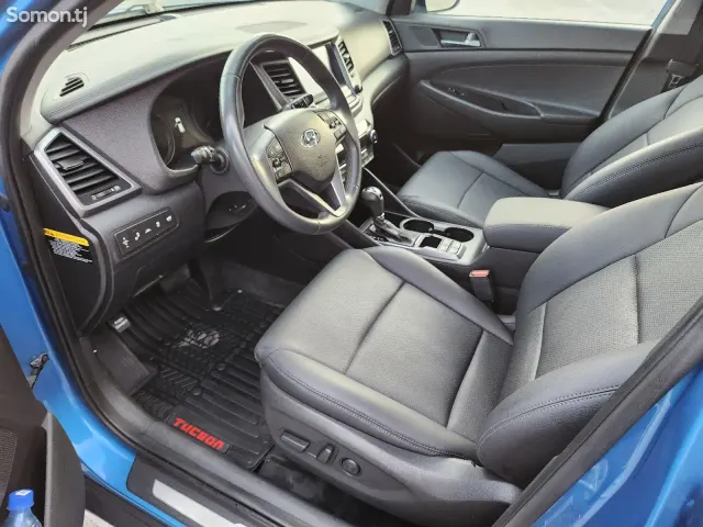 Hyundai Tucson 2016 · 1.6 AT