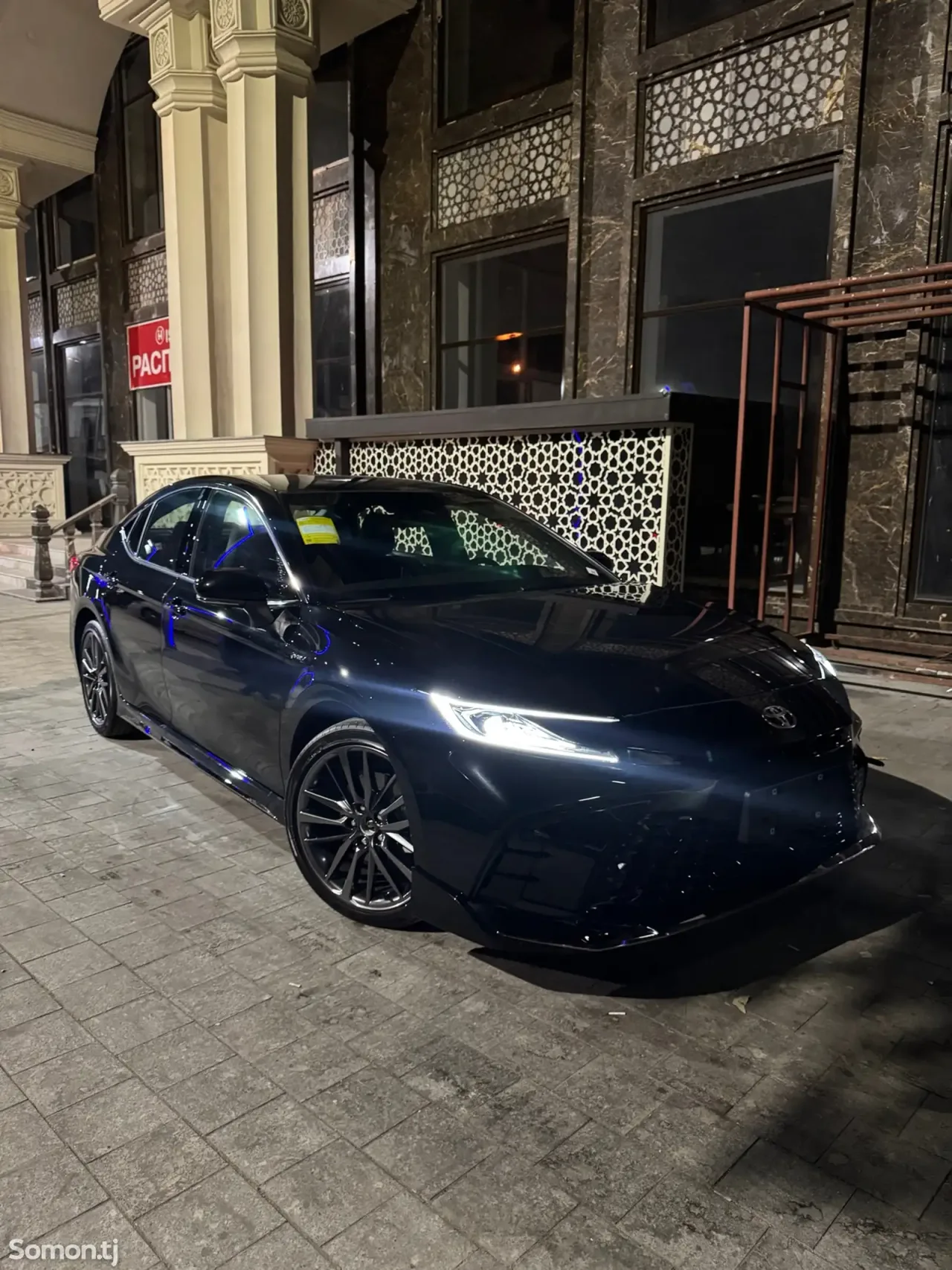 Toyota Camry 2026 · 2.0 AT