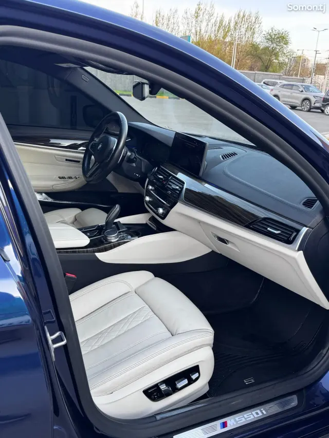 BMW 5 series 2020 · 4.4 CVT