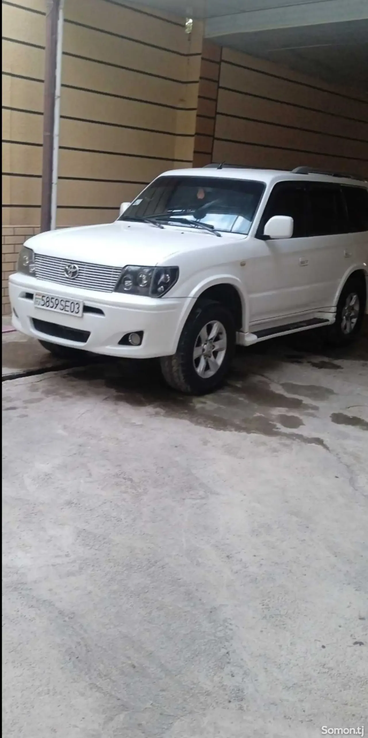 Toyota Land Cruiser Prado 2002 · 3.0 MT