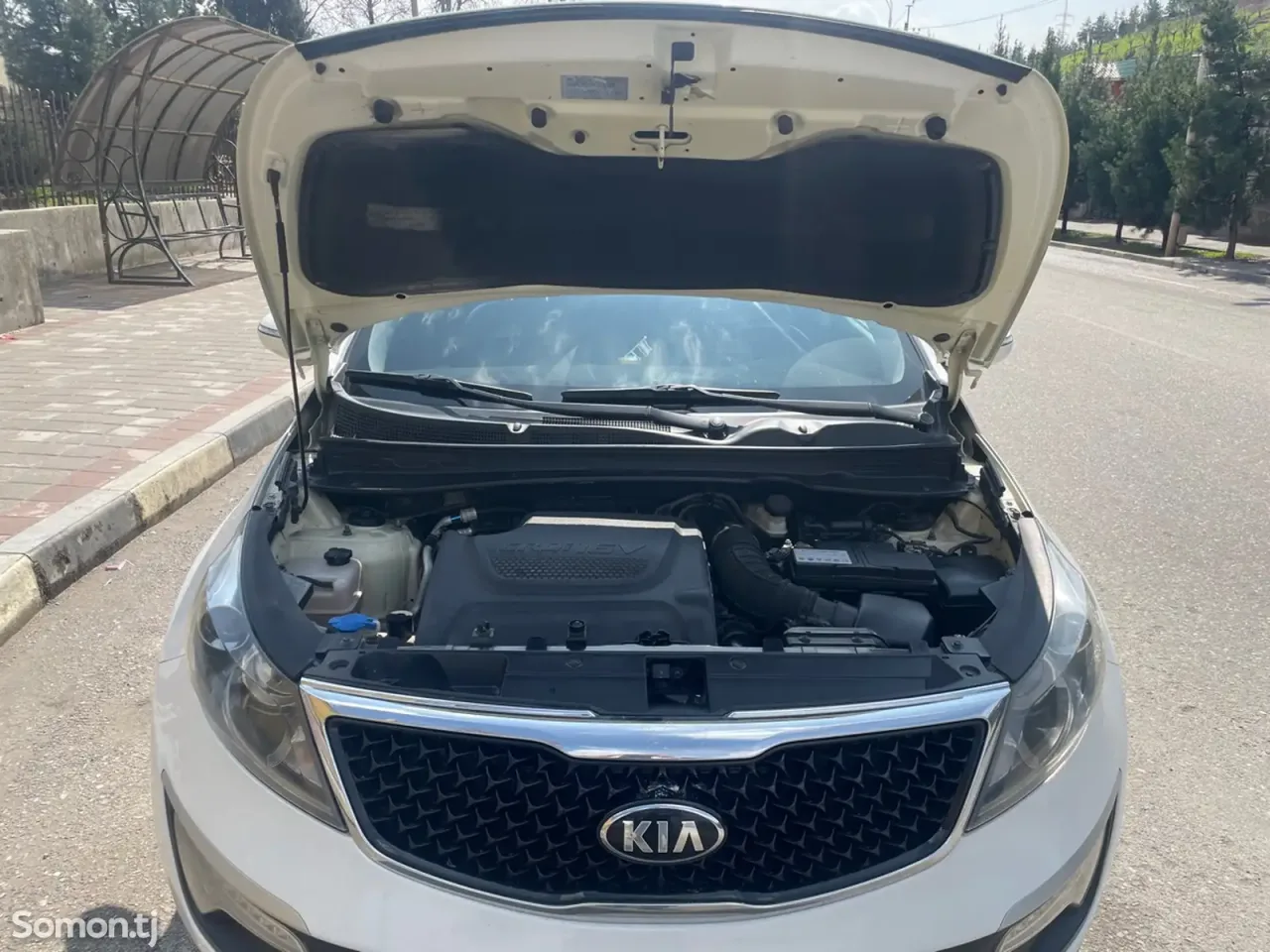Kia Sportage 2011 · 2.0 AT