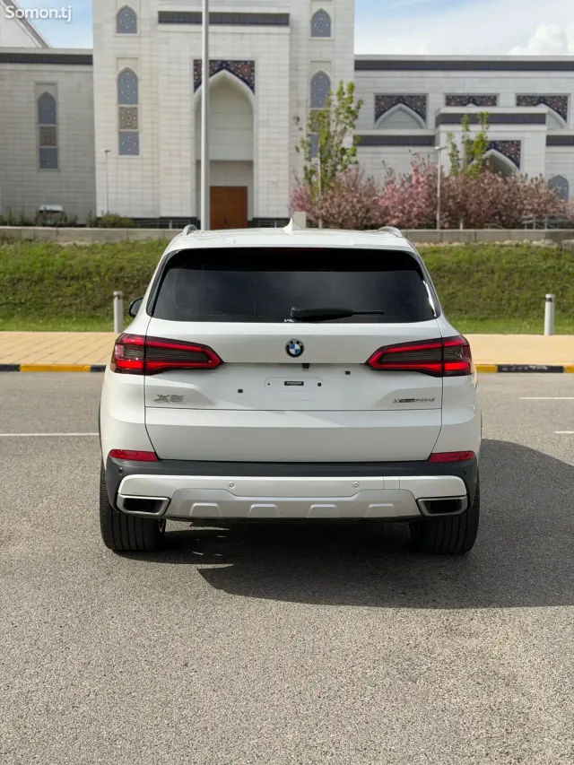 BMW X5 2020 · 3.0 AT