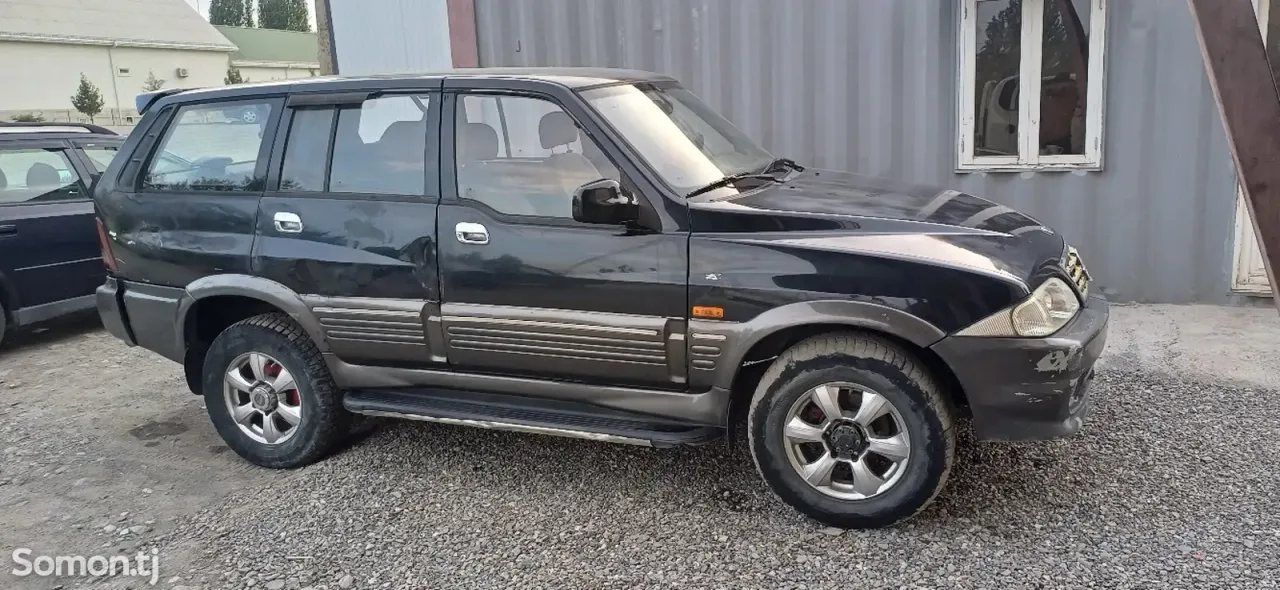 Ssang Yong Musso 2003 · 2.9 MT
