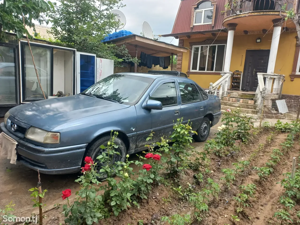 Opel Vectra A 1995 · 1.6 MT