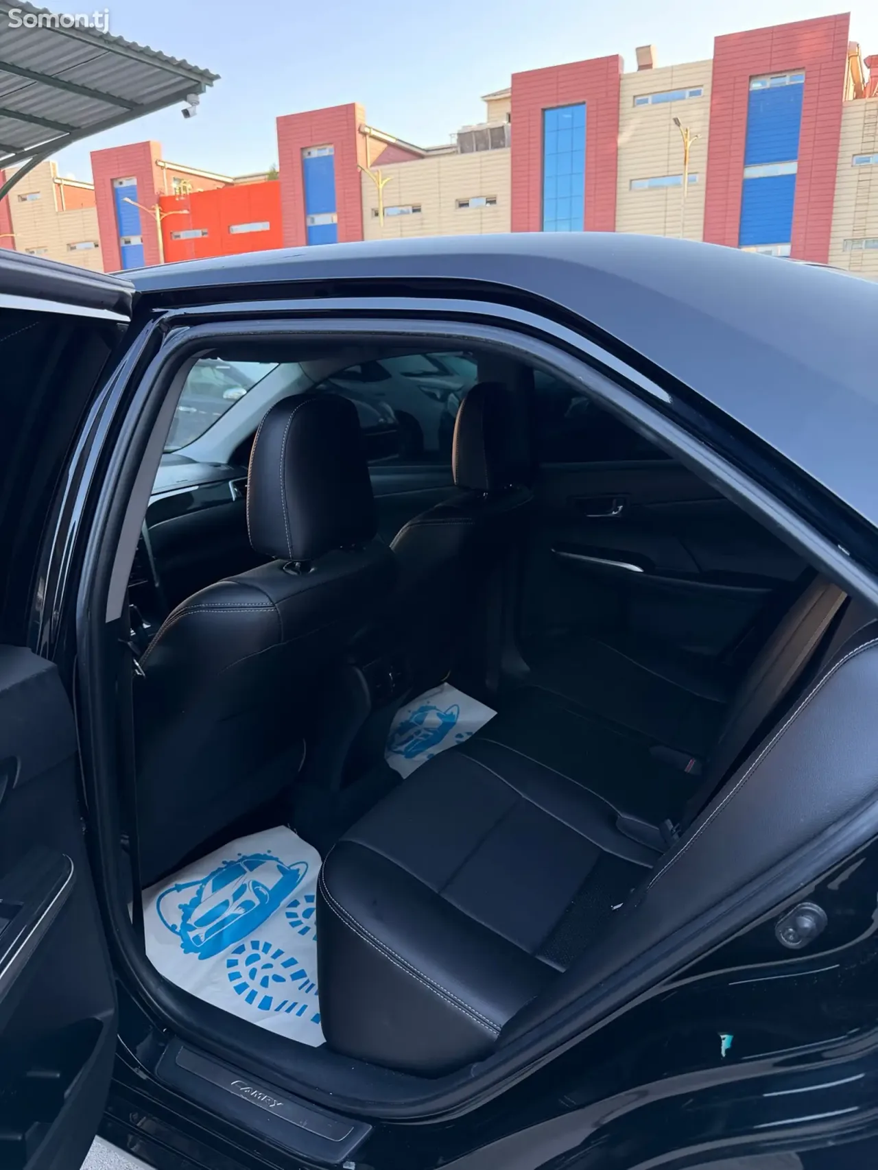 Toyota Camry 2016 · 2.5 AT