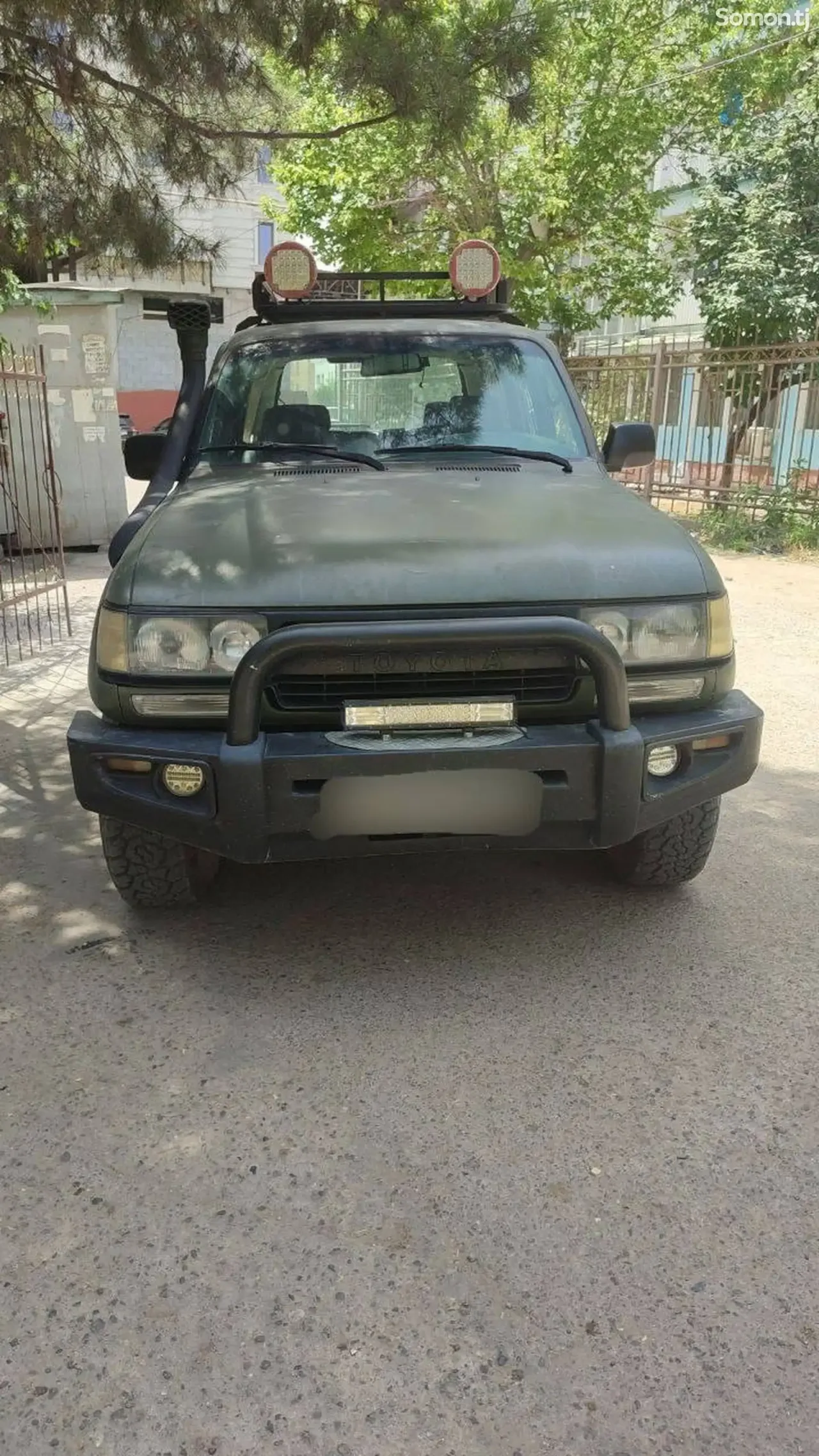 Toyota Land Cruiser 1994 · 4.2 MT