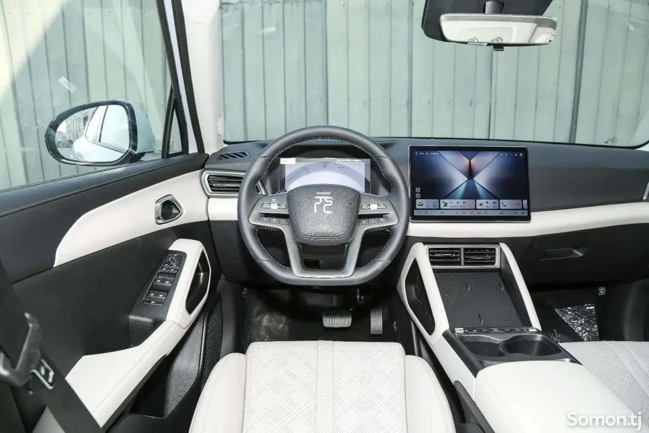 BYD Yuan Up 2025 · AT