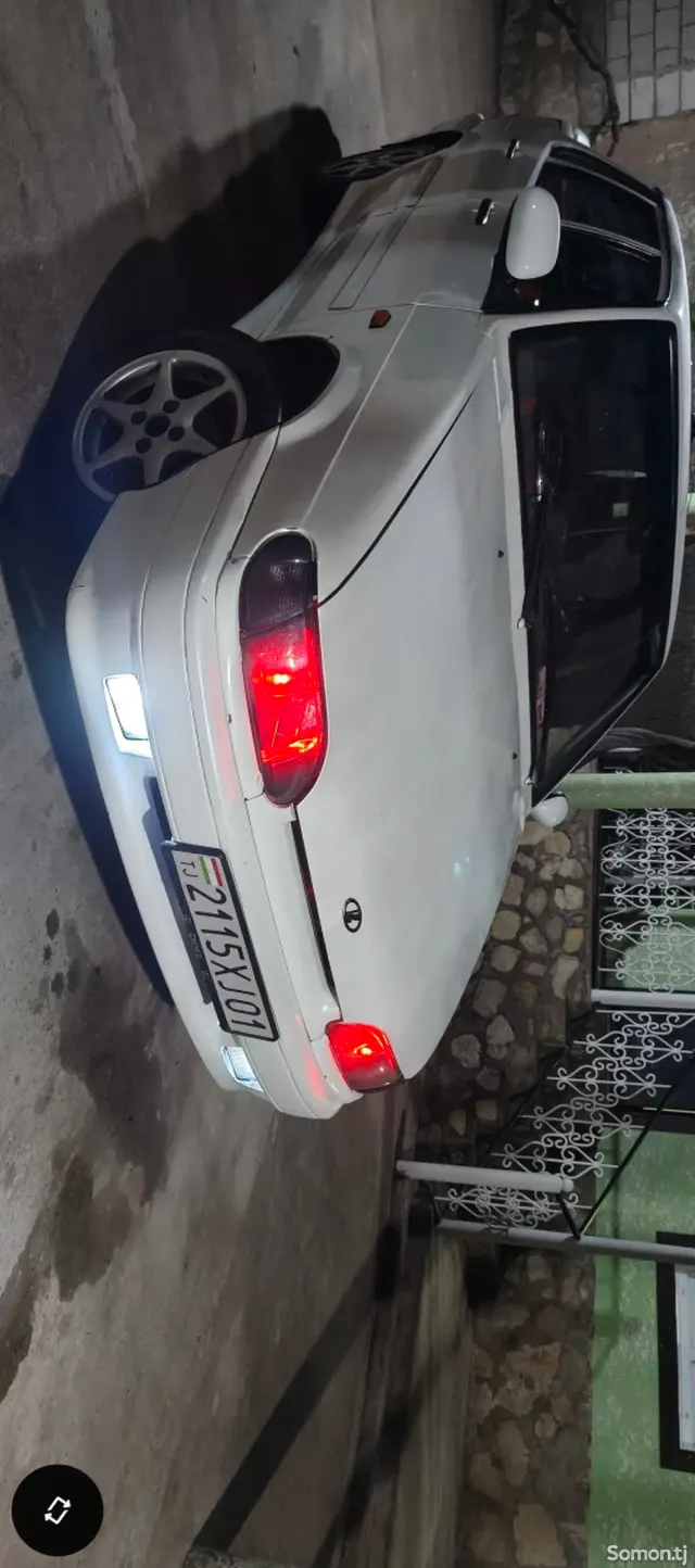 Lada (ВАЗ) 2115 2005 · 1.6 MT