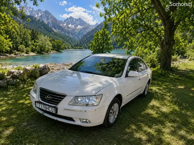 Hyundai Sonata 2009 · 2.0 AT