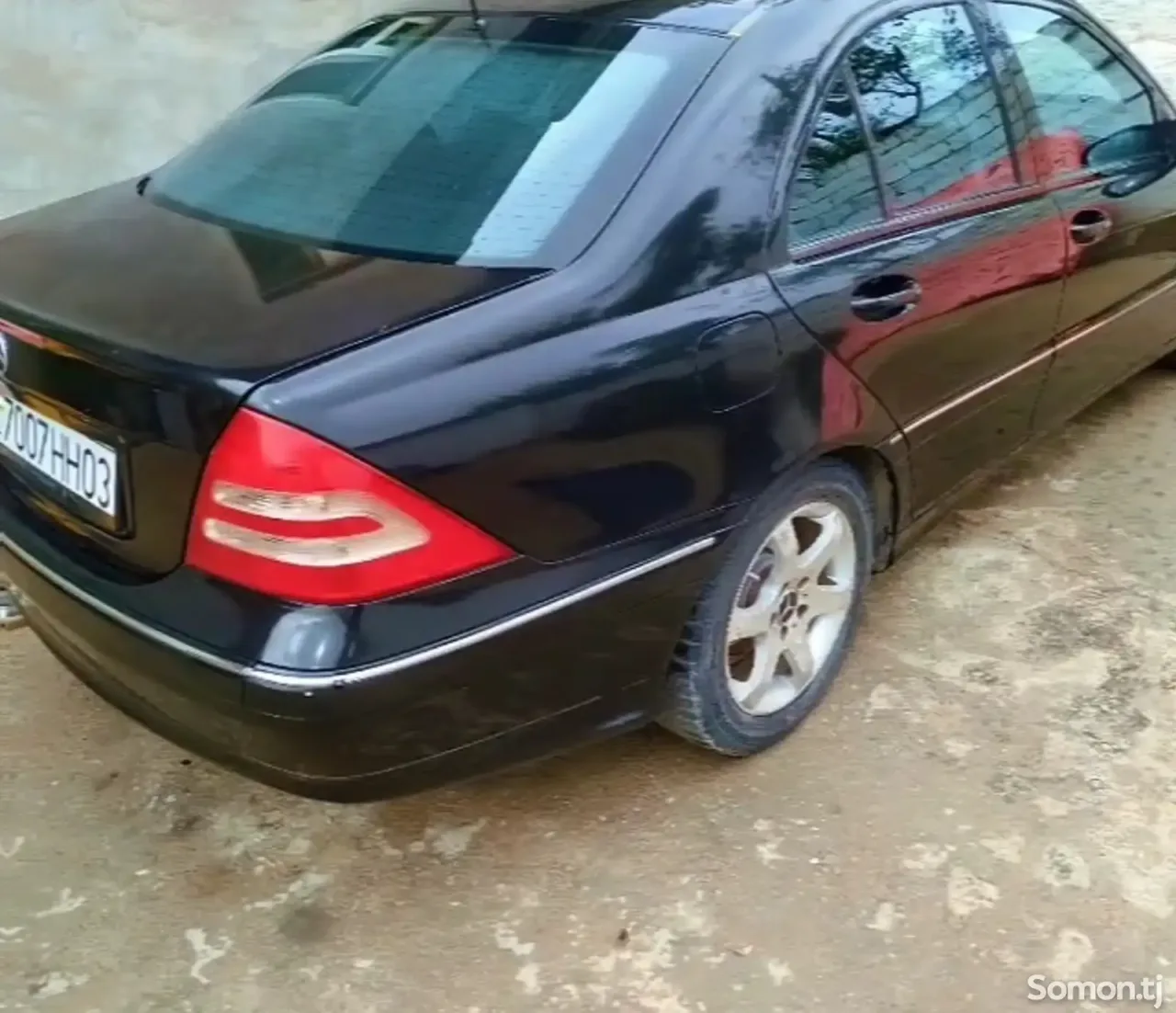 Mercedes-Benz C class 2000 · 2.3 MT