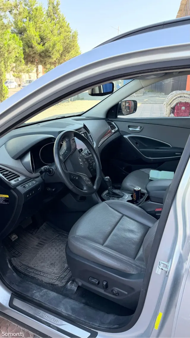 Hyundai Santa Fe 2016 · 2.0 AT