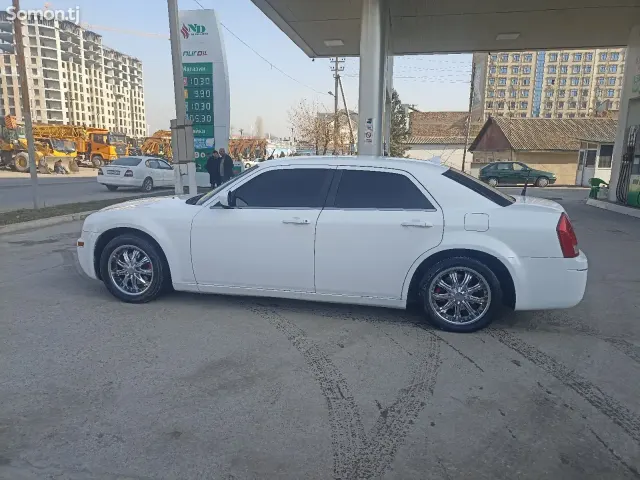 Chrysler 300 M 2006 · 2.7 AT