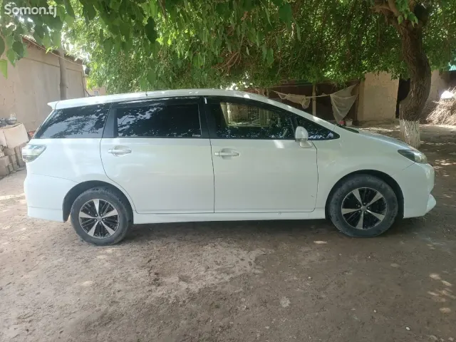 Toyota Wish 2012 · 1.8 AT
