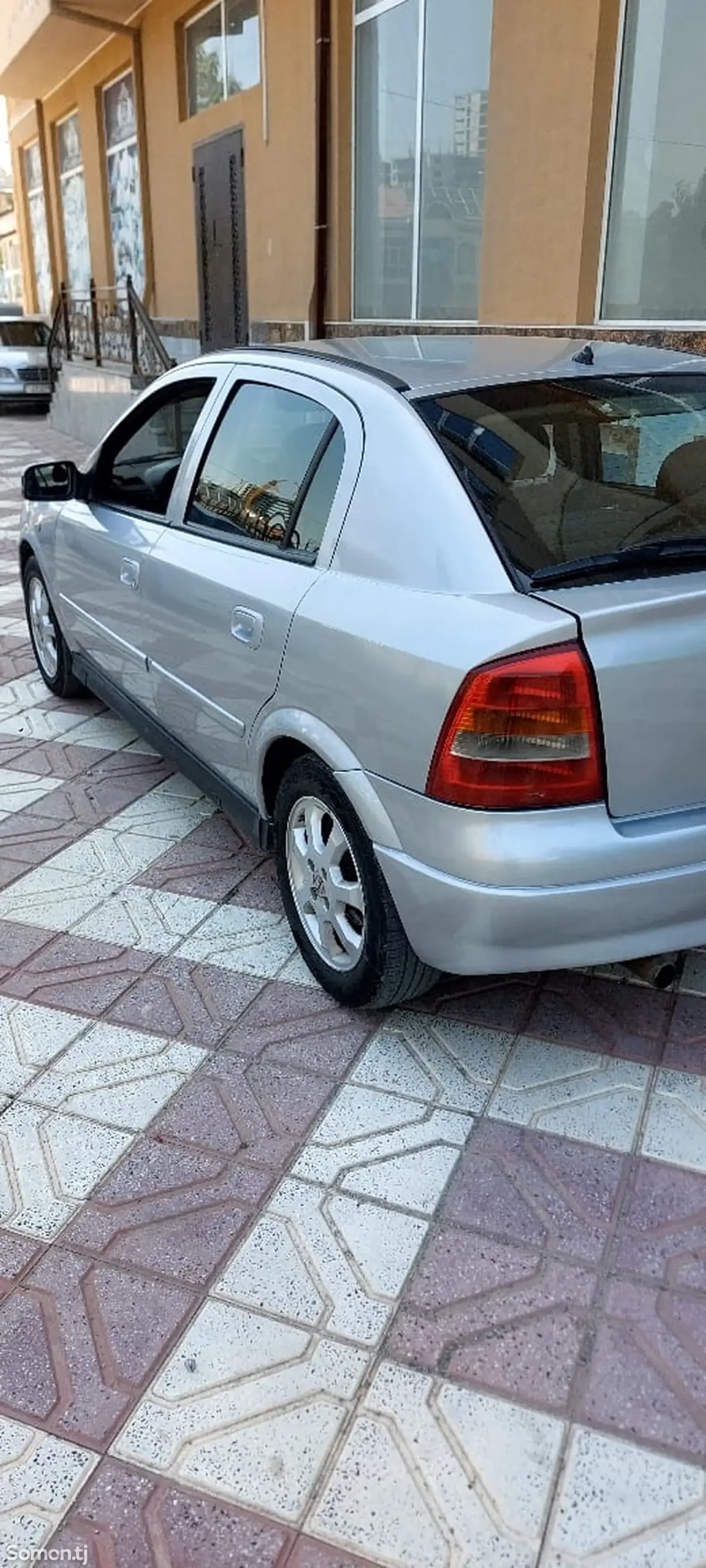 Opel Astra G 2003 · 1.6 MT