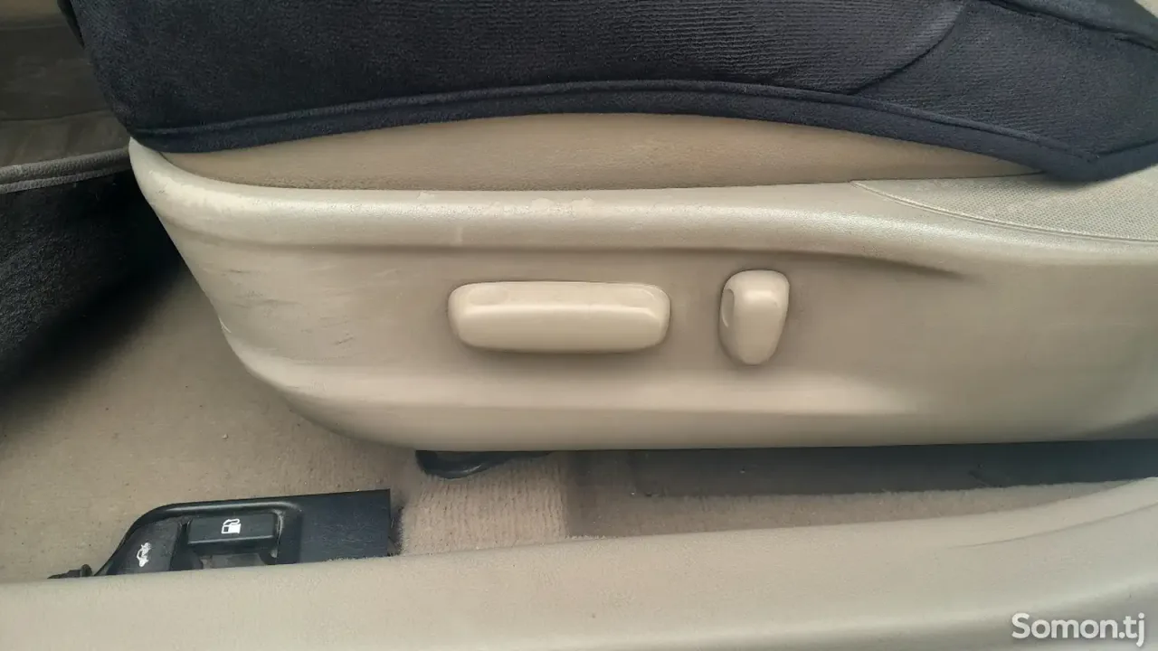 Toyota Camry 2008 · 2.4 AT