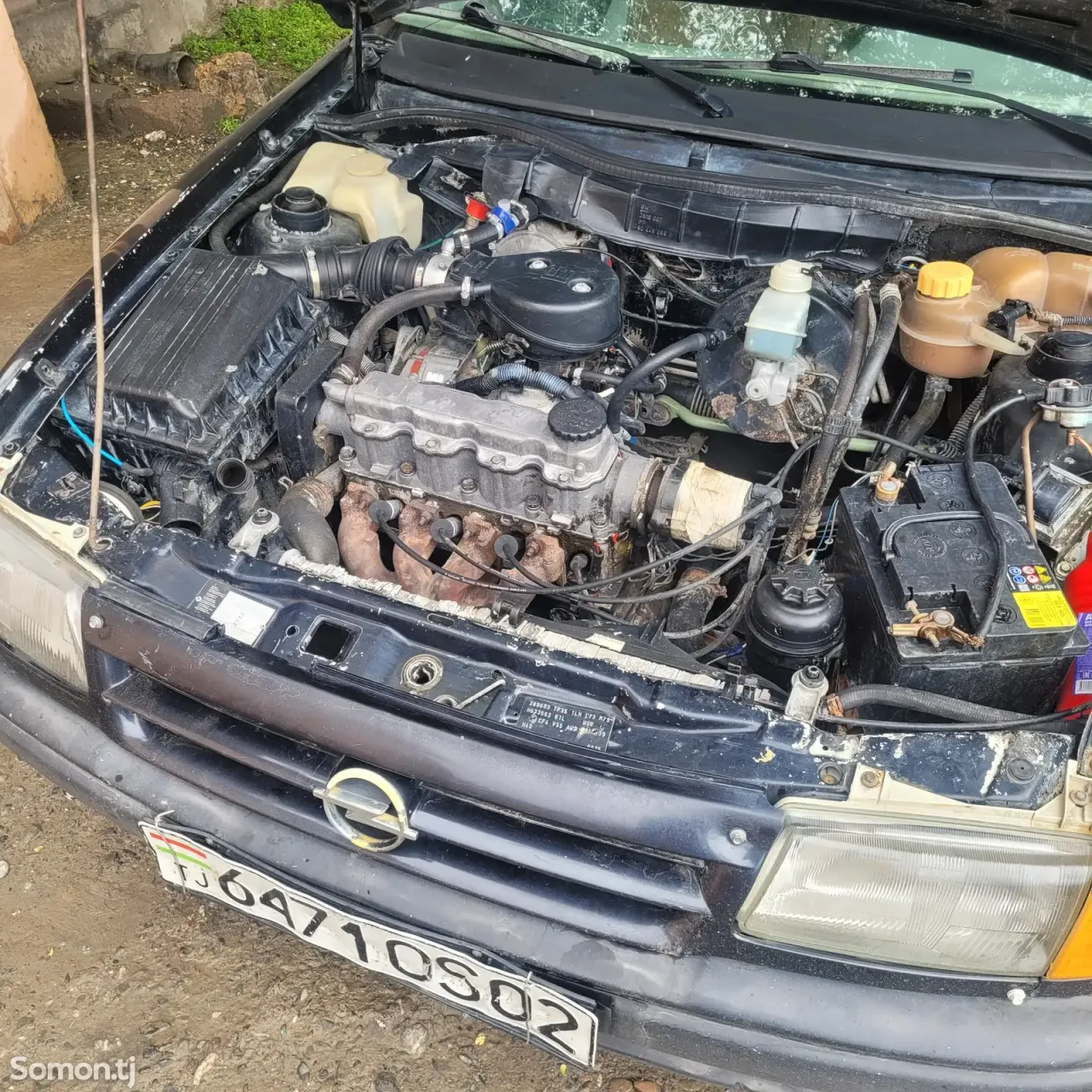 Opel Astra F 1992 · 1.6 MT
