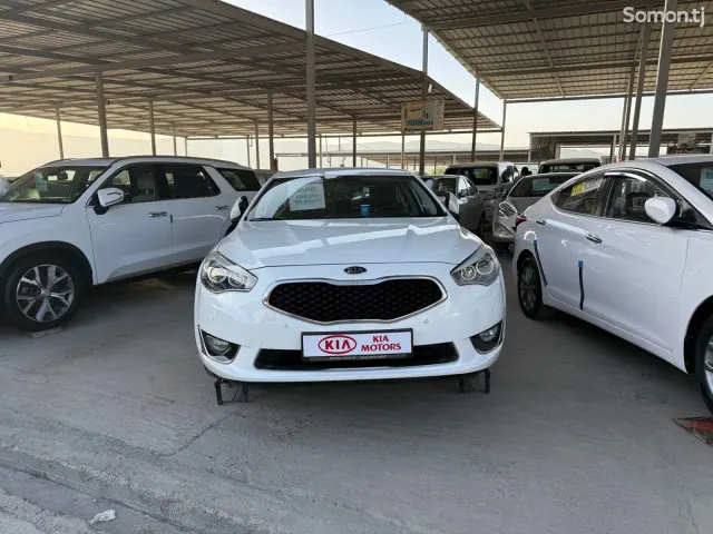 Kia K7 2015 · 2.4 AT