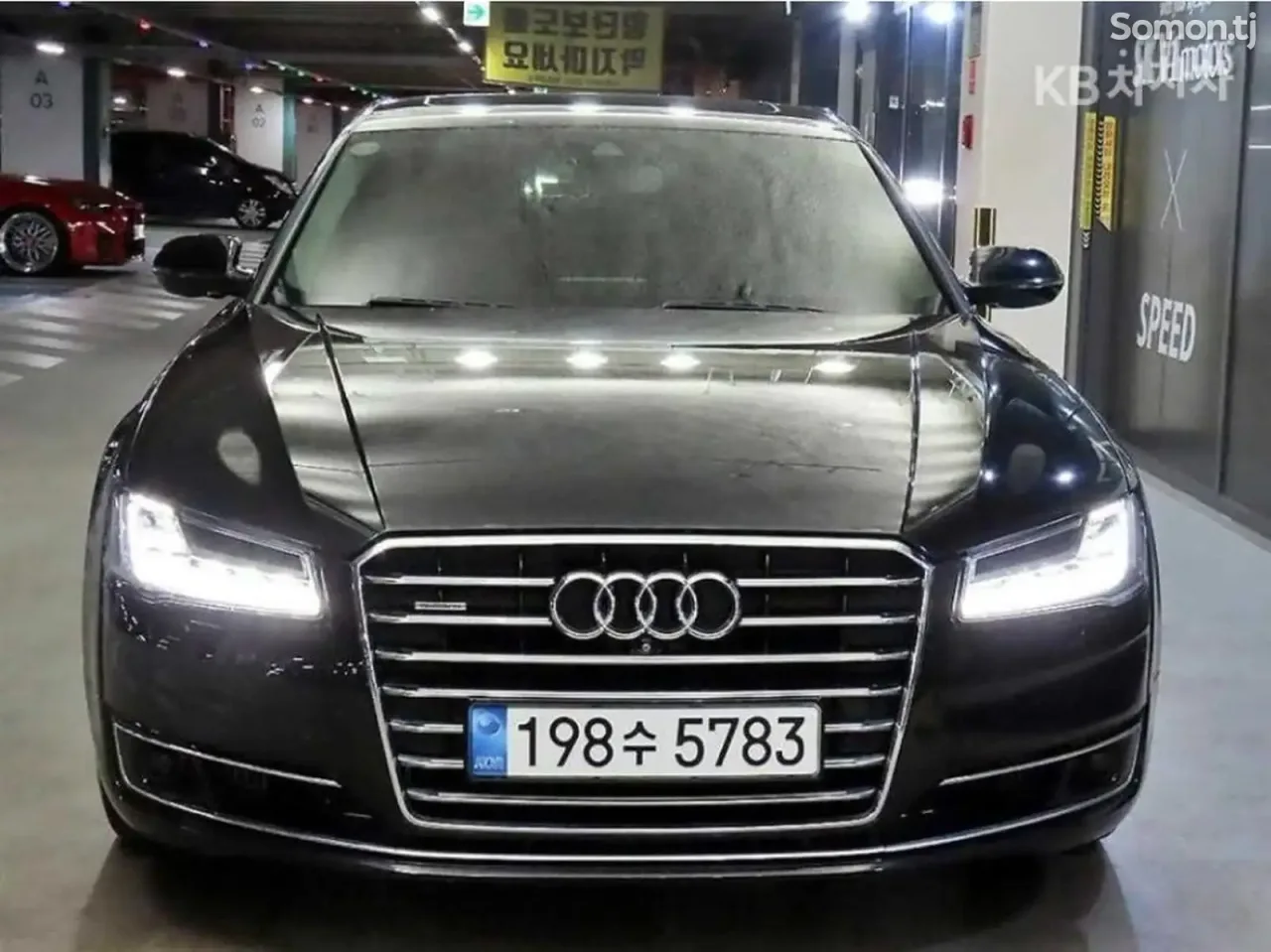 Audi A8 2015 · 4.2 AT