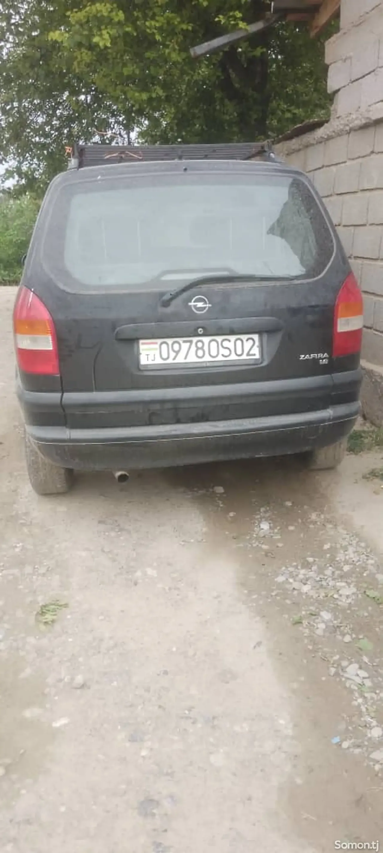 Opel Zafira 2002 · 1.6 MT