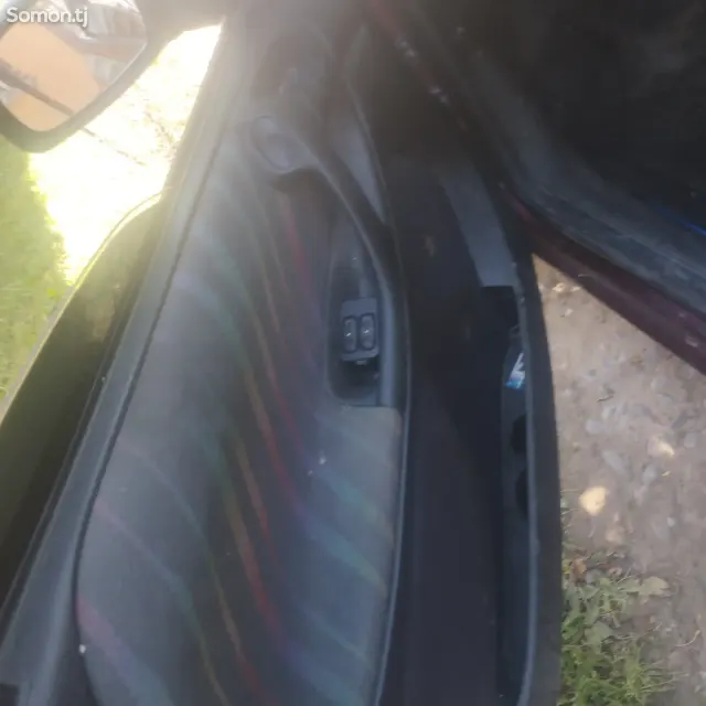 Opel Astra F 1991 · 1.6 MT