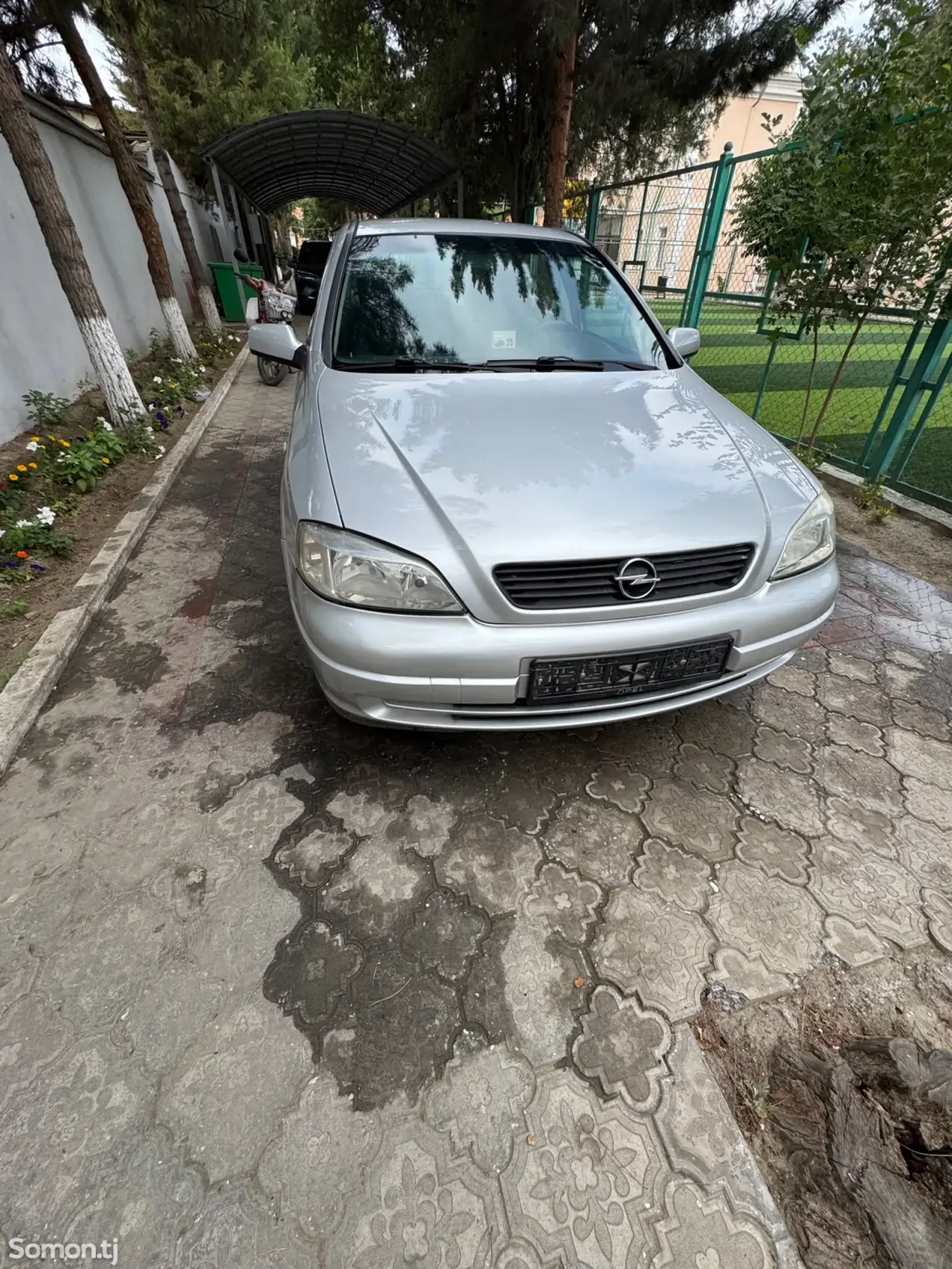 Opel Astra G 1999 · 1.8 AT