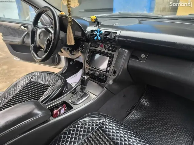 Mercedes-Benz C class 2002 · 2.0 AT