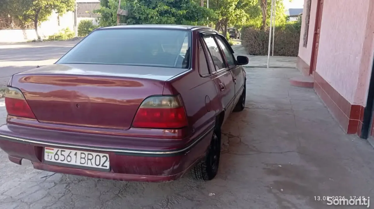 Daewoo Nexia 1995 · 1.5 MT