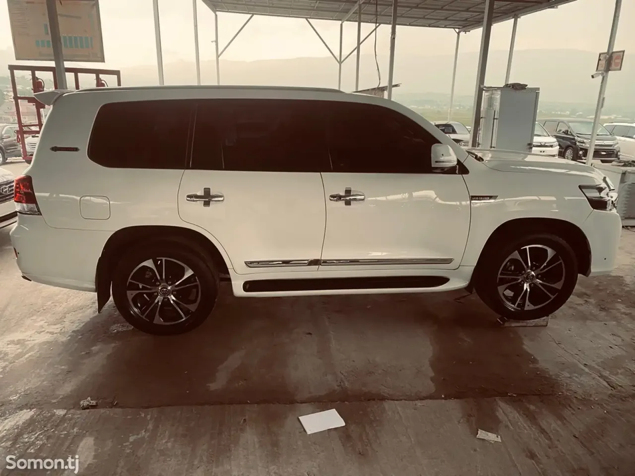 Toyota Land Cruiser 2010 · 4.0 AT