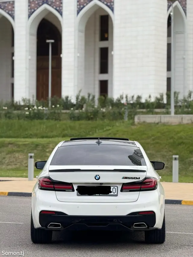 BMW 5 series 2017 · 2.0 AT