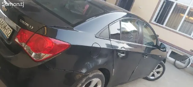 Chevrolet Cruze 2010 · 1.6 AT