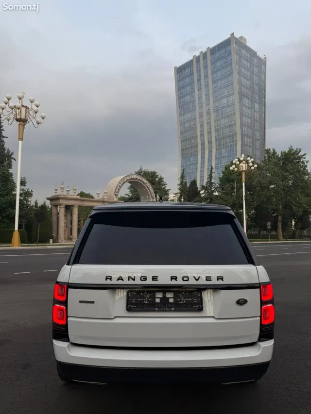 Land Rover Vogue 2019 · 5.0 AT