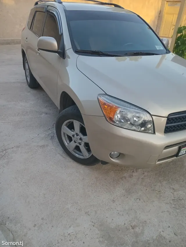 Toyota RAV 4 2008 · 3.5 AT
