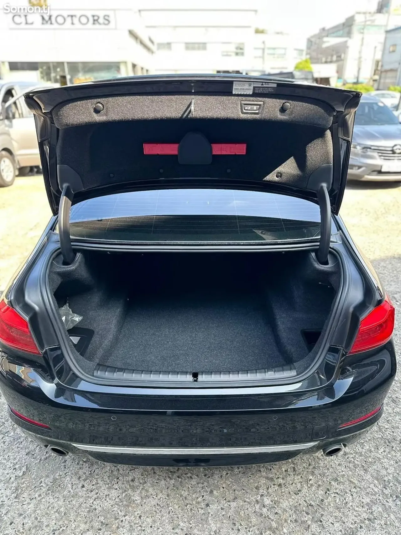 BMW 5 series 2019 · 2.0 AT