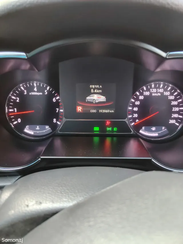 Kia K5 2010 · 2.0 AT