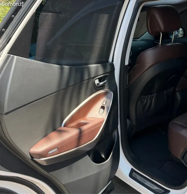 Hyundai Santa Fe 2016 · 2.0 AT