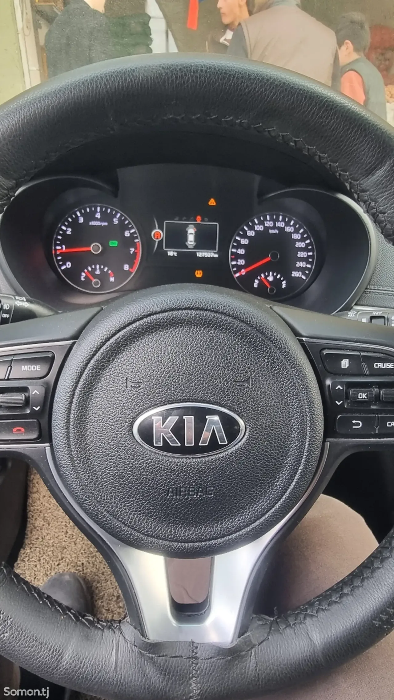 Kia K5 2016 · 2.0 AT