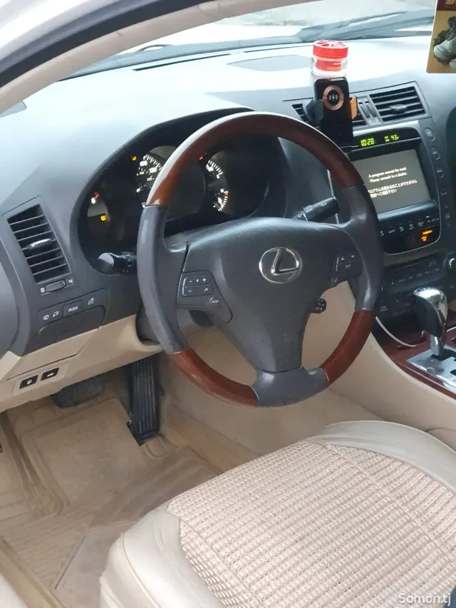 Lexus GS series 2009 · 3.5 AT