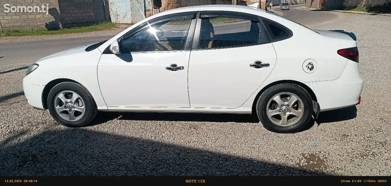 Hyundai Avante 2010 · 1.6 AT