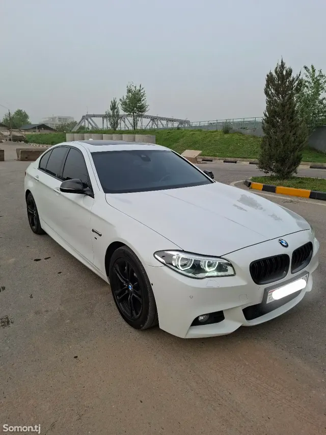 BMW M5 2014 · 3.0 AT
