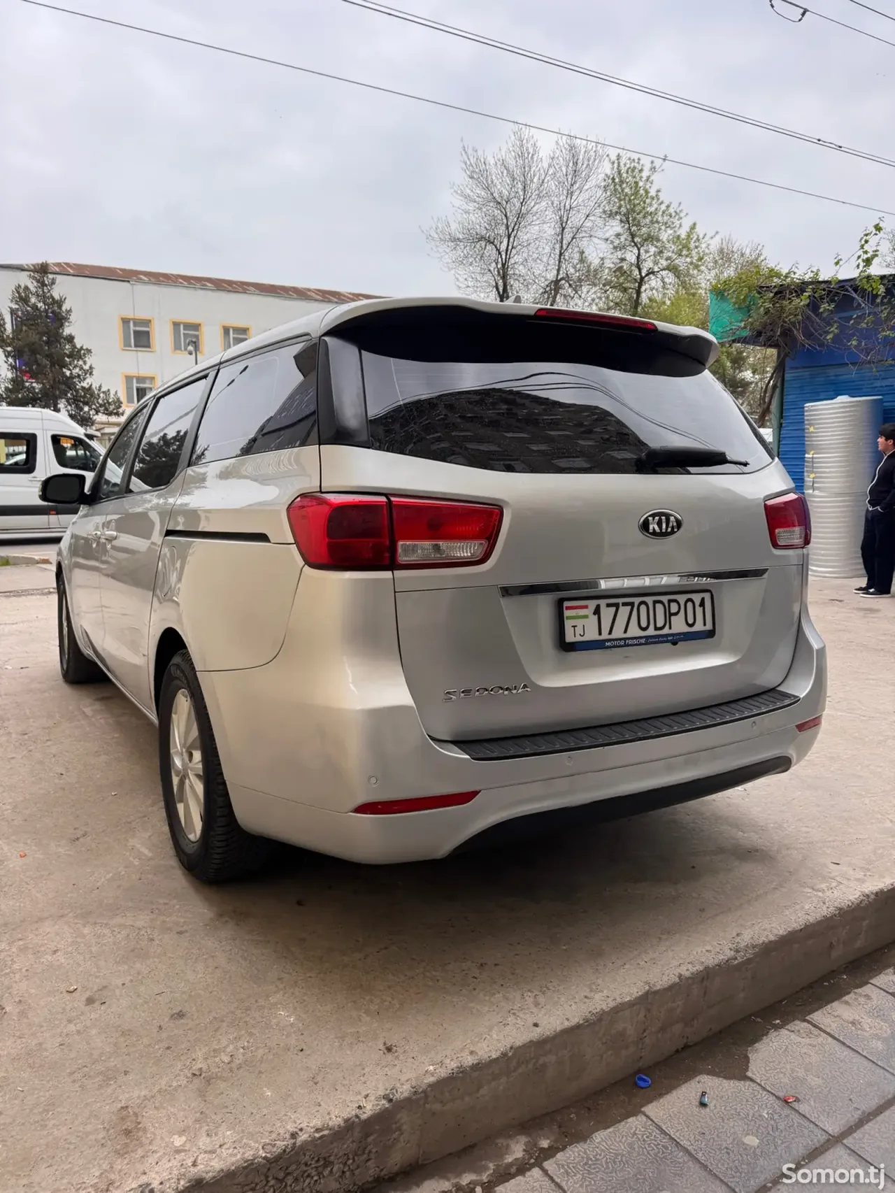 Kia Carnival 2014 · 3.5 AT