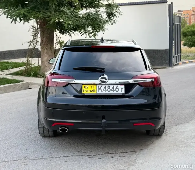 Opel Insignia 2015 · 2.2 MT